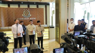 Jaksa Agung Terima Kunjungan Menteri Desa PDT Dalam Rangka Sinergisitas Mengoptimalkan Pengelolaan Dana Desa